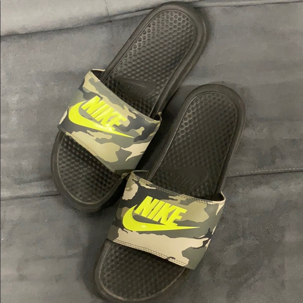 Nike Slip on Sandals